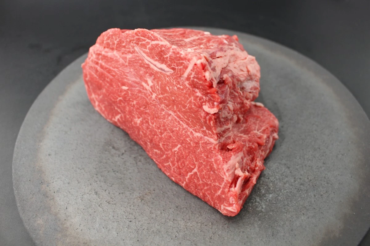 【おうみ肉の日】超激レア!!近江牛ランプ塊肉663ｇ【ステーキ・焼肉・BBQに!】