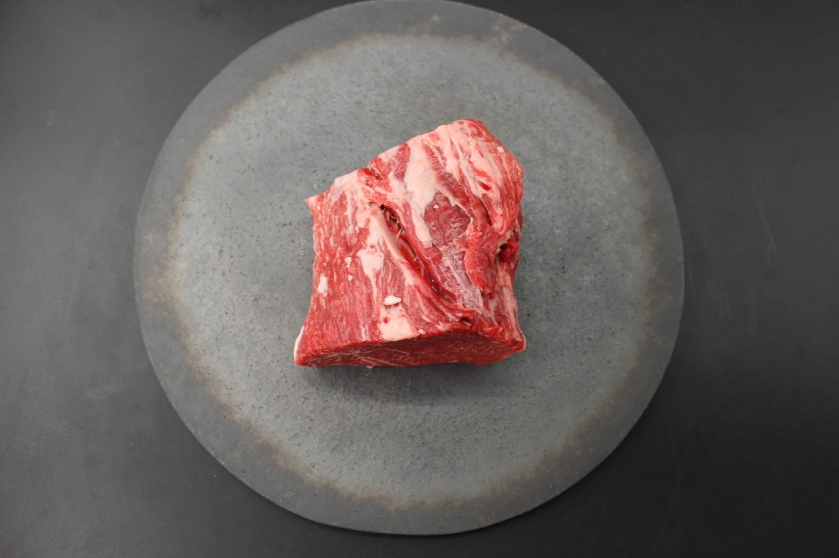 【おうみ肉の日】超激レア!!近江牛ラムシン塊肉509ｇ【ステーキ・焼肉・BBQに!】