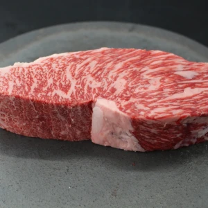 【おうみ肉の日】超激レア!!近江牛イチボ塊肉507ｇ【ステーキ・焼肉・BBQに!】