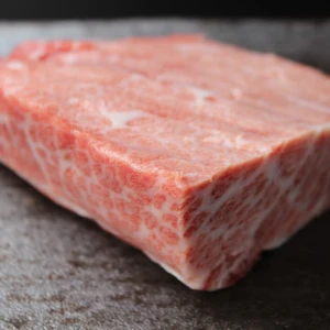 【肉フェア】近江牛三角バラ塊肉366g【高級部位】