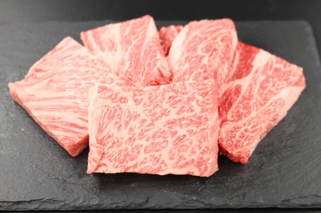 【再入荷】近江牛ミニステーキ500g【数量限定】