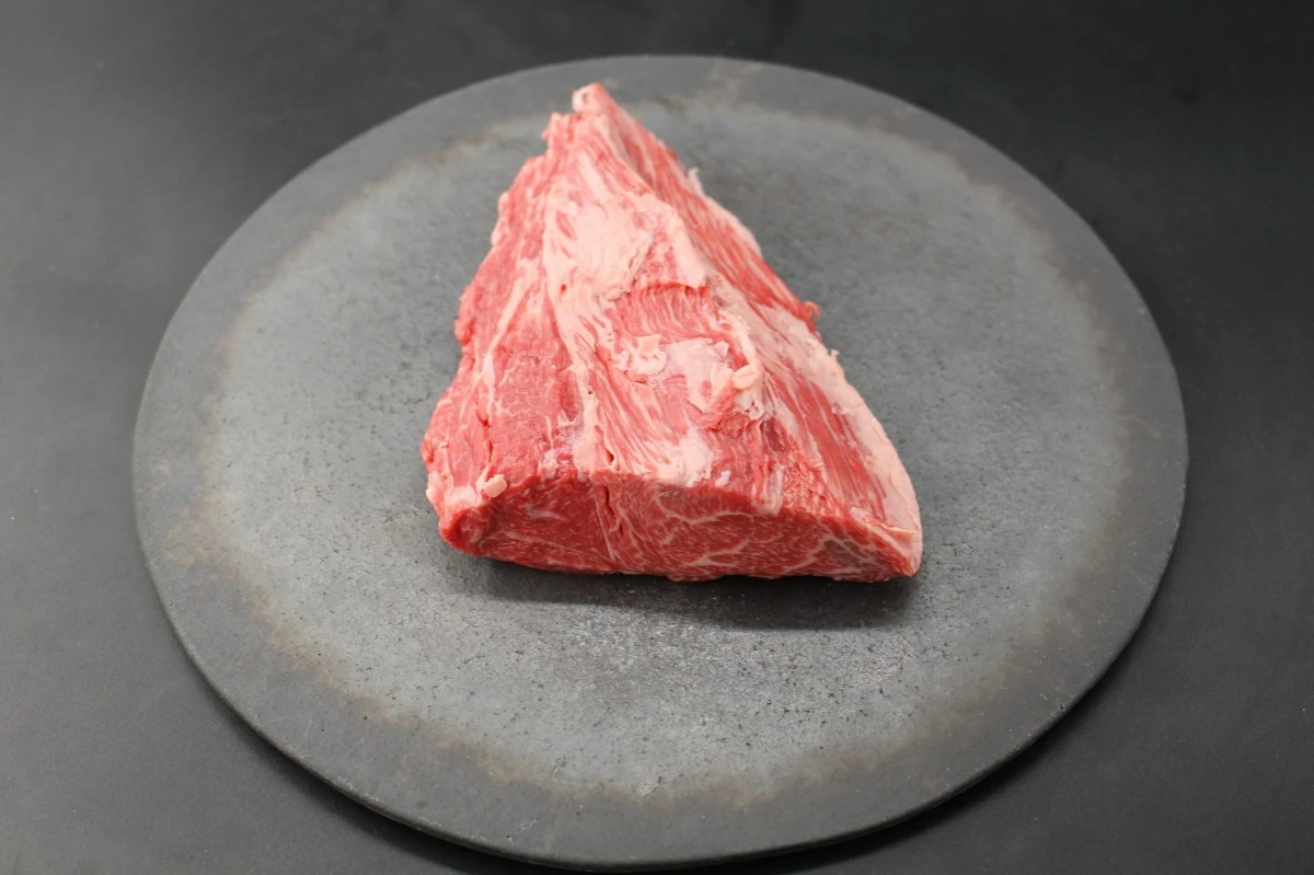【現品限り】近江牛ウワミスジ塊肉415ｇ【超激レア商品】