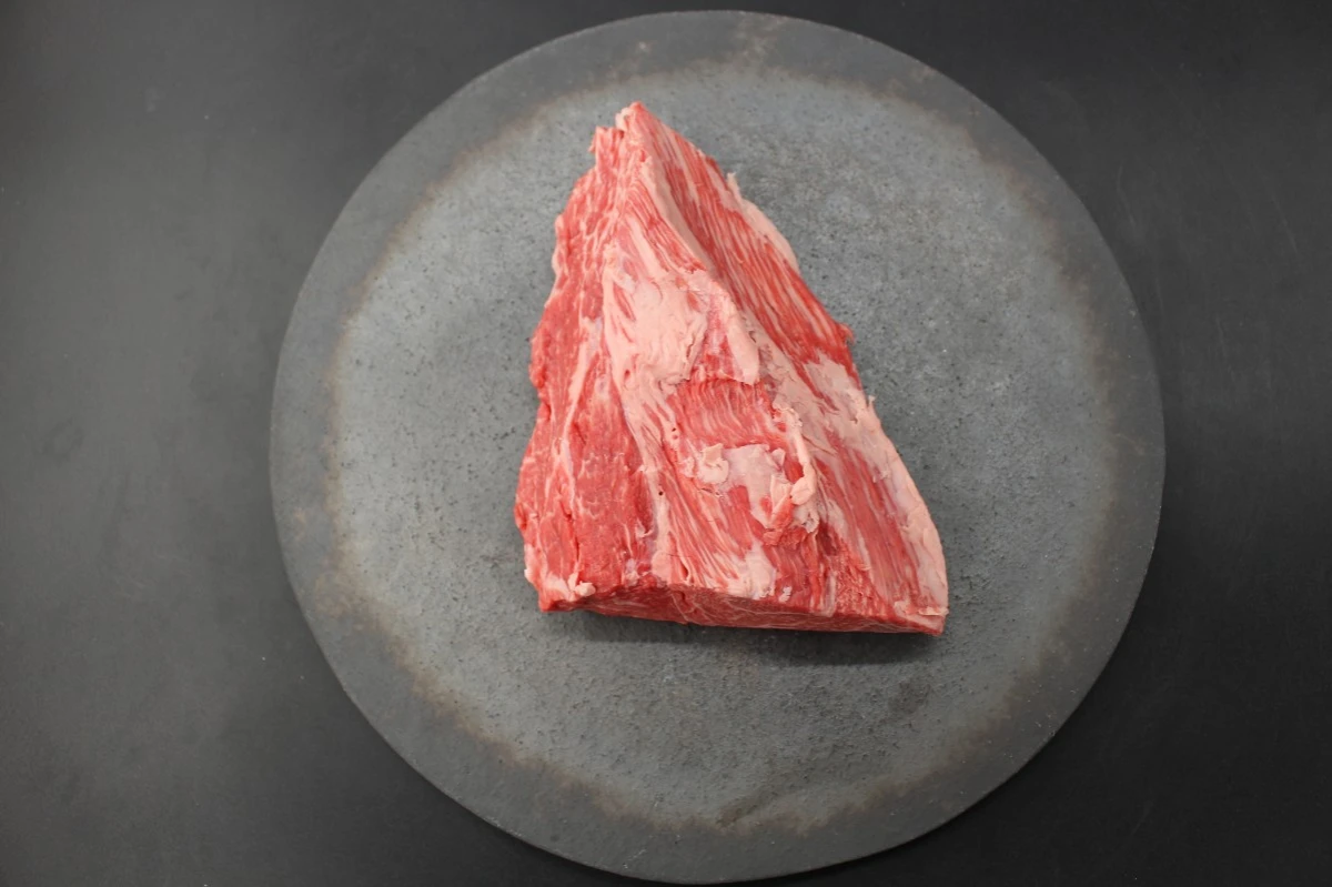 【現品限り】近江牛ウワミスジ塊肉415ｇ【超激レア商品】