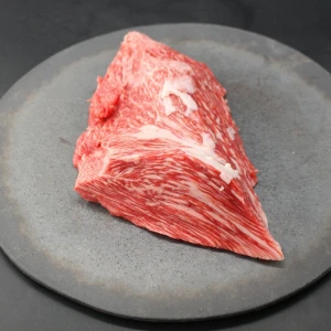 【現品限り】近江牛肩三角(クリ)塊肉484ｇ