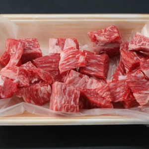 近江牛訳あり赤身端材肉300g【数量限定】