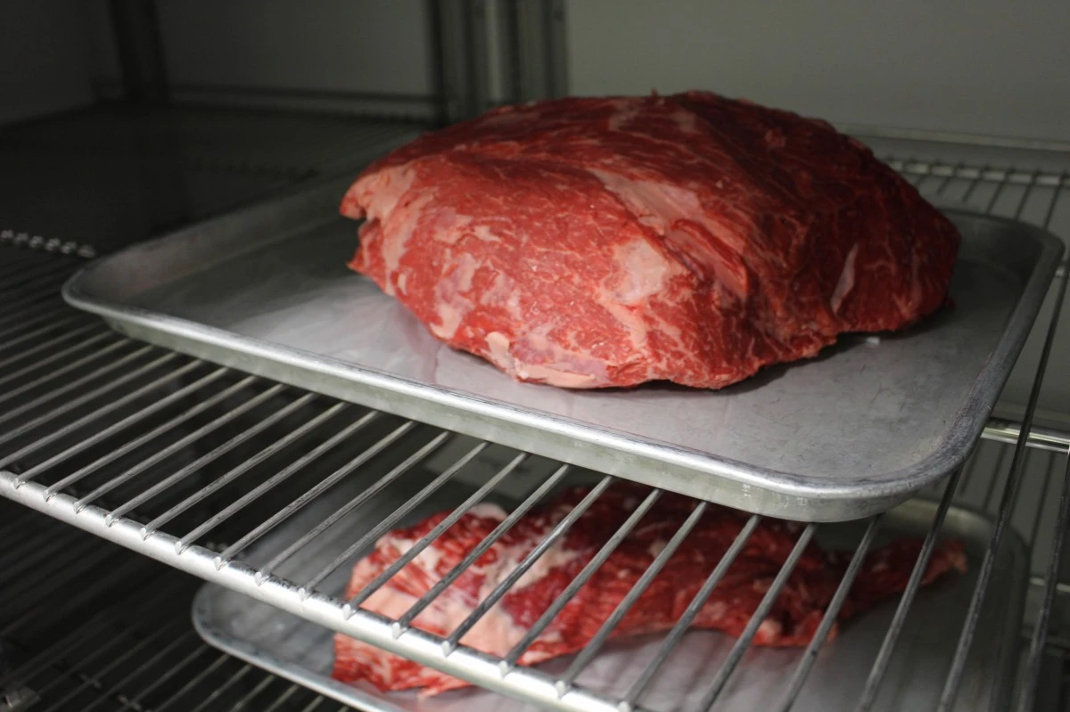 【新登場びわこ熟成近江牛】ラムシンステーキ300g(150g×2枚)