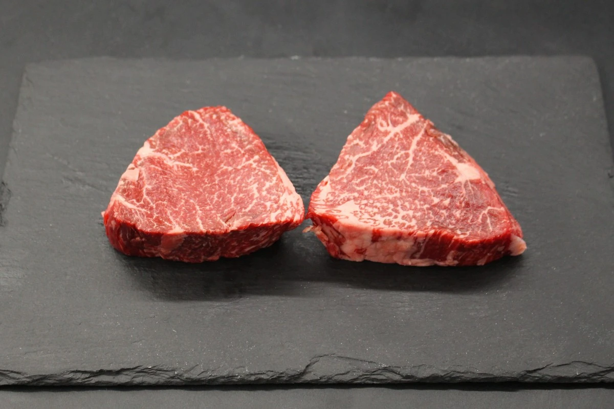 【新登場びわこ熟成近江牛】ラムシンステーキ300g(150g×2枚)