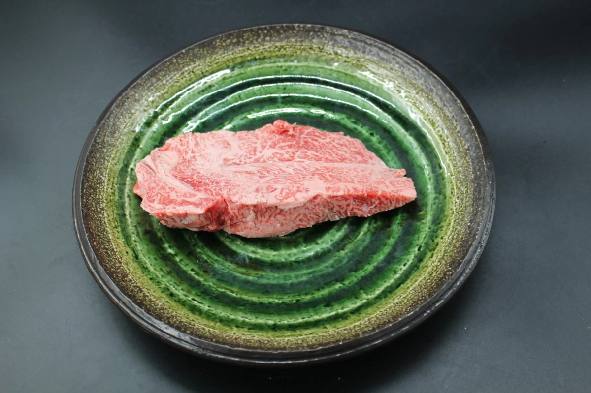 【現品限り】近江牛訳あり塊肉270g
