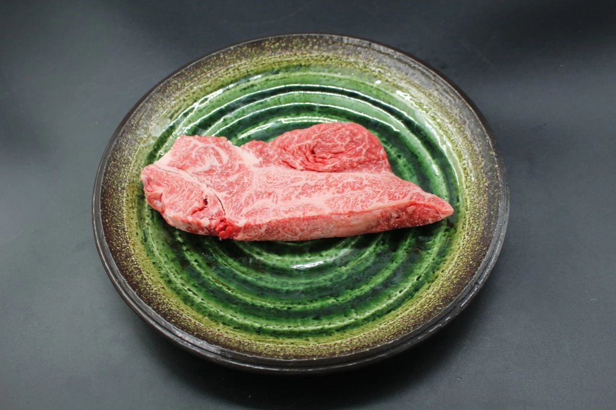 【現品限り】近江牛訳あり塊肉330g