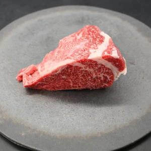 【現品限り】近江牛肩三角(クリ)塊肉359ｇ