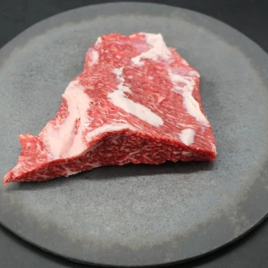 【現品限り】近江牛コサンカク塊肉295g【希少部位】
