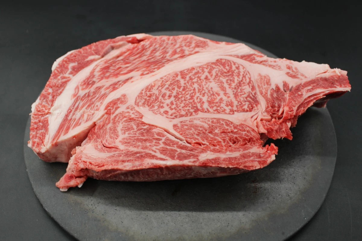 【現品限り】近江牛リブサイド塊肉1285ｇ