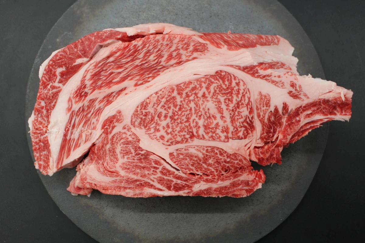 【現品限り】近江牛リブサイド塊肉1285ｇ