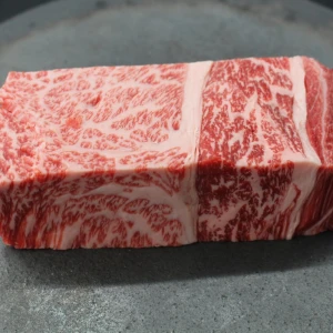 近江牛ザブトン塊肉415g【超希少・高級部位】