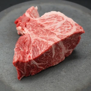 近江牛クラシタ塊肉413g【別名：かたロース】