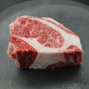 近江牛クラシタ塊肉280g【別名：かたロース】