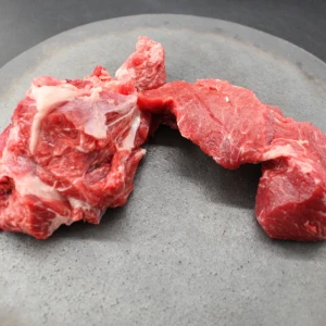 近江牛ネック塊肉392g【煮込み用】