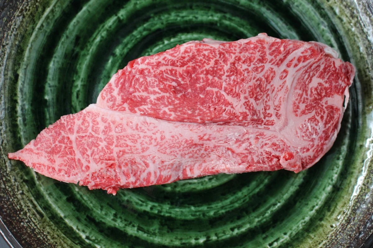 【現品限り】近江牛訳あり塊肉440ｇ