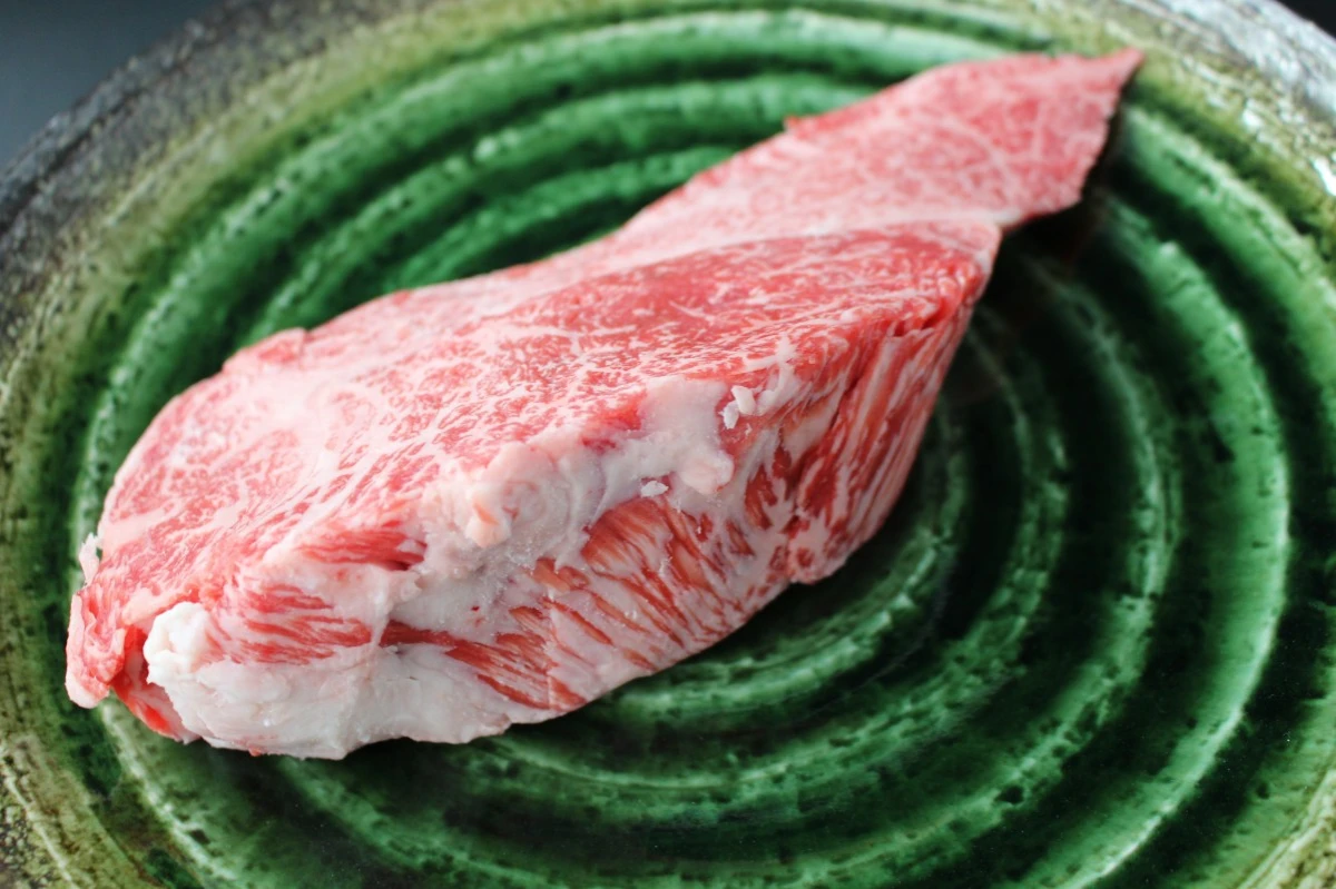 【現品限り】近江牛訳あり塊肉440ｇ