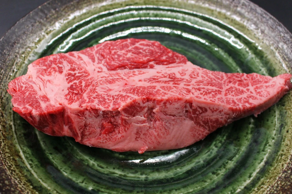 【現品限り】近江牛訳あり塊肉490ｇ