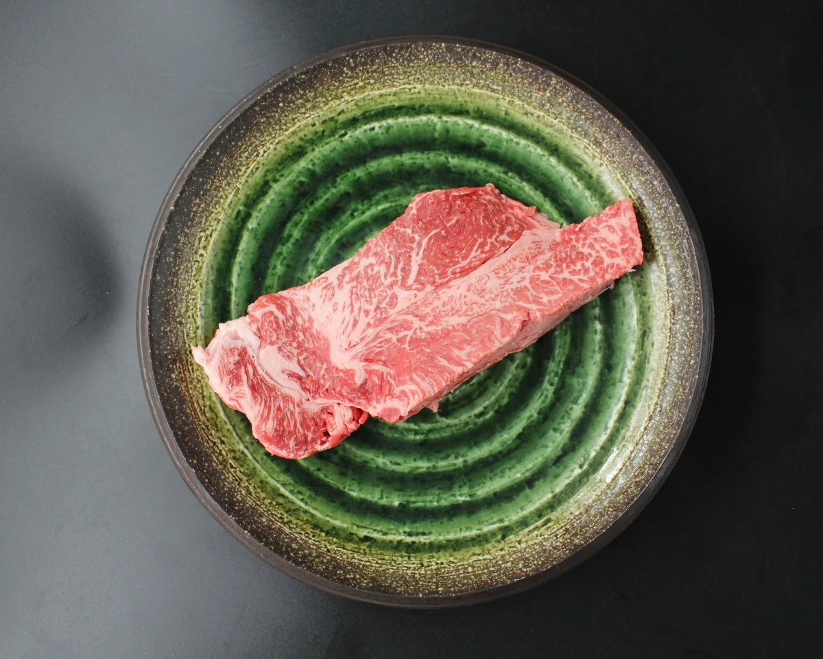 【現品限り】近江牛訳あり塊肉300ｇ