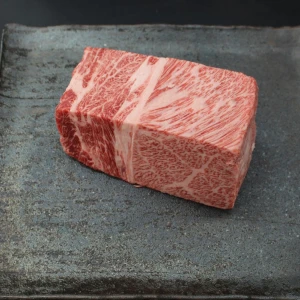 【現品限り】近江牛ザブトン塊肉487g【超希少・高級部位】