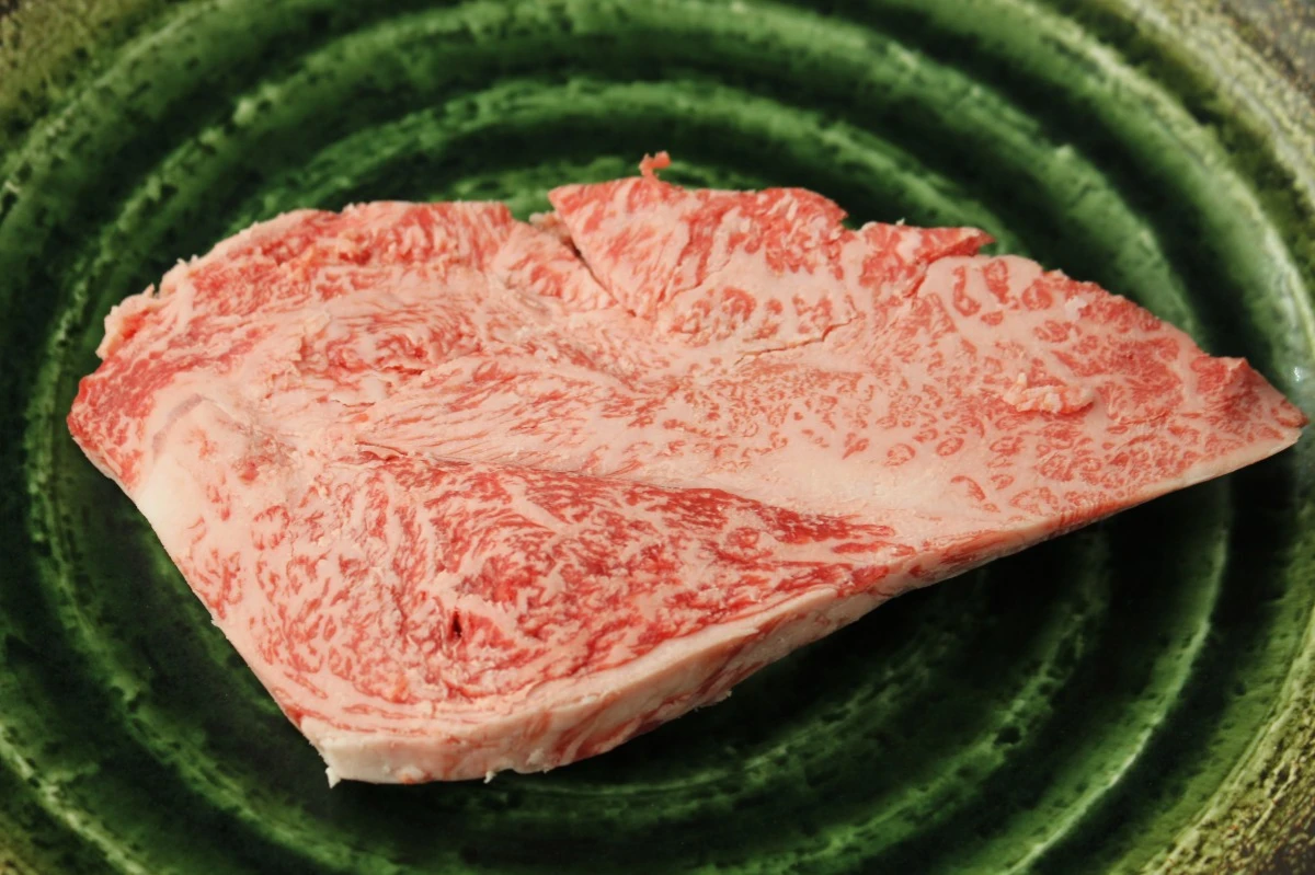 【現品限り】近江牛訳あり塊肉270ｇ