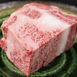 【不定期販売/次回入荷未定】近江牛リブロースかたまり肉505g【ステーキ・焼肉・BBQに!】
