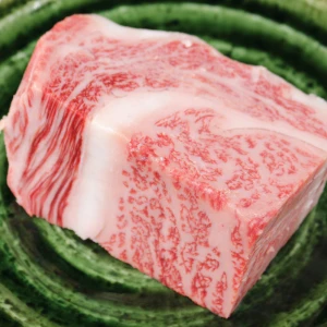 【不定期販売/次回入荷未定】近江牛リブロースかたまり肉498g【ステーキ・焼肉・BBQに!】