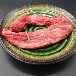 近江牛ネック(ヒモ)塊肉558g【煮込み用】
