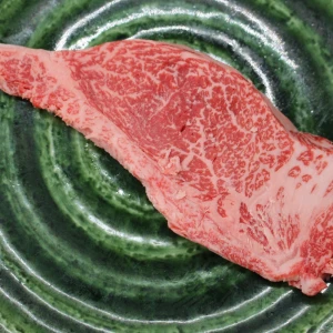 【現品限り】近江牛訳あり塊肉180ｇ ※手のひらサイズ