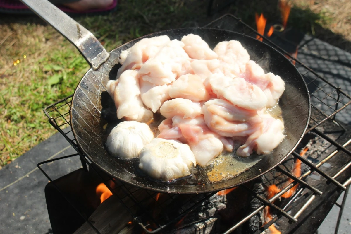 近江牛BBQ焼肉セット-カルビ焼肉500g＋ホルモン小腸500g-