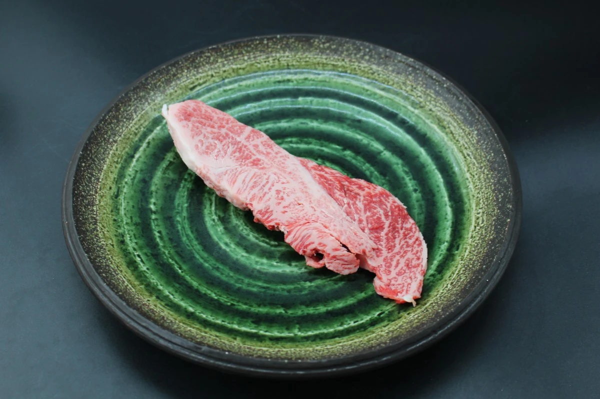【現品限り】近江牛訳あり塊肉210ｇ※小さめ