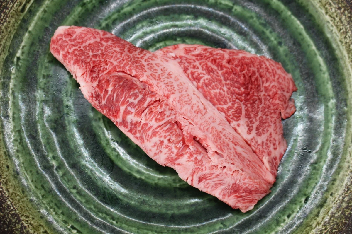 【現品限り】近江牛訳あり塊肉190ｇ※小さめ
