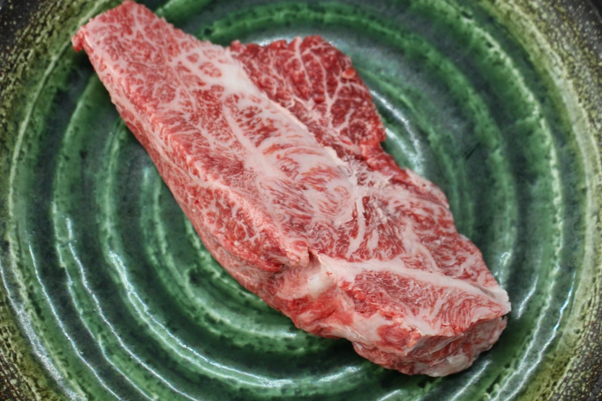 【現品限り】近江牛訳あり塊肉400ｇ