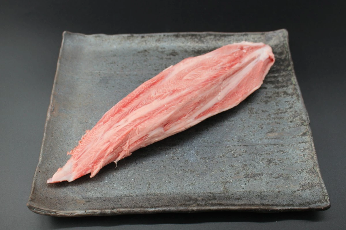 近江牛センボンスジ375g【超希少部位】