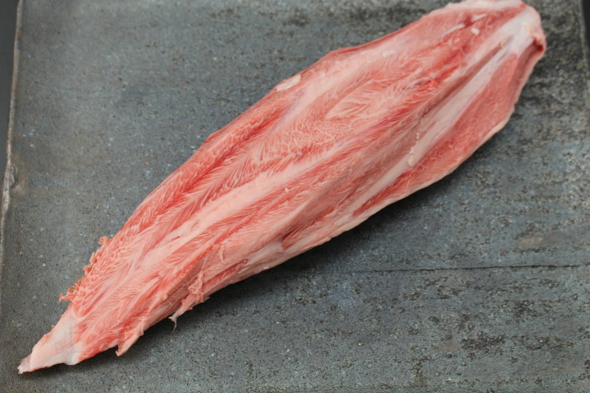 近江牛センボンスジ375g【超希少部位】