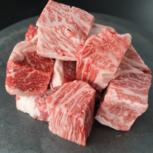 【現品限り】近江牛どデカッ！サイコロステーキ600g