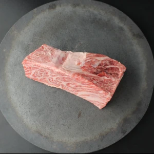 【現品限り】近江牛ザブトン塊肉347g【超希少・高級部位】