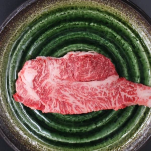 【訳あり】近江牛かたまり肉350ｇ【ステーキ・ローストビーフに！】