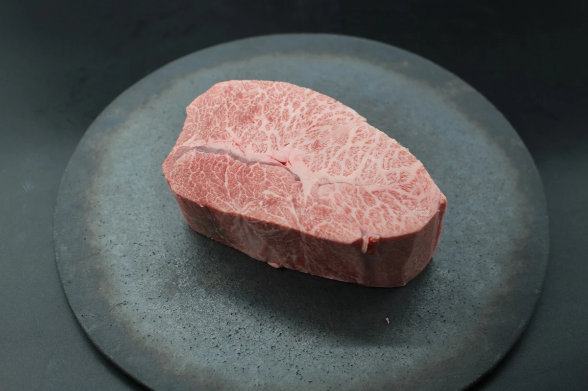 【現品限り】近江牛ミスジ塊肉 503g【超激レア商品】