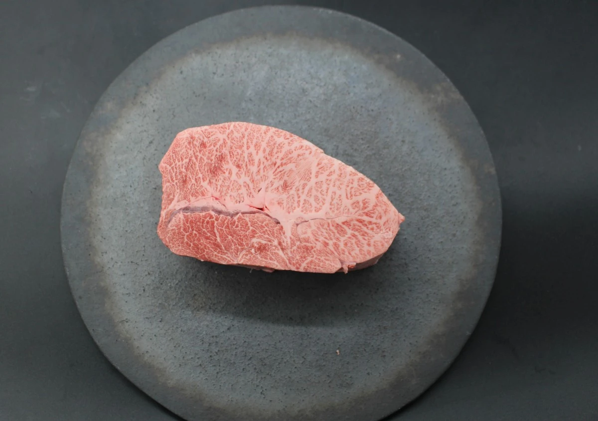 【現品限り】近江牛ミスジ塊肉 503g【超激レア商品】