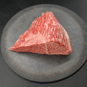 【現品限り】近江牛肩三角(クリ)塊肉633ｇ