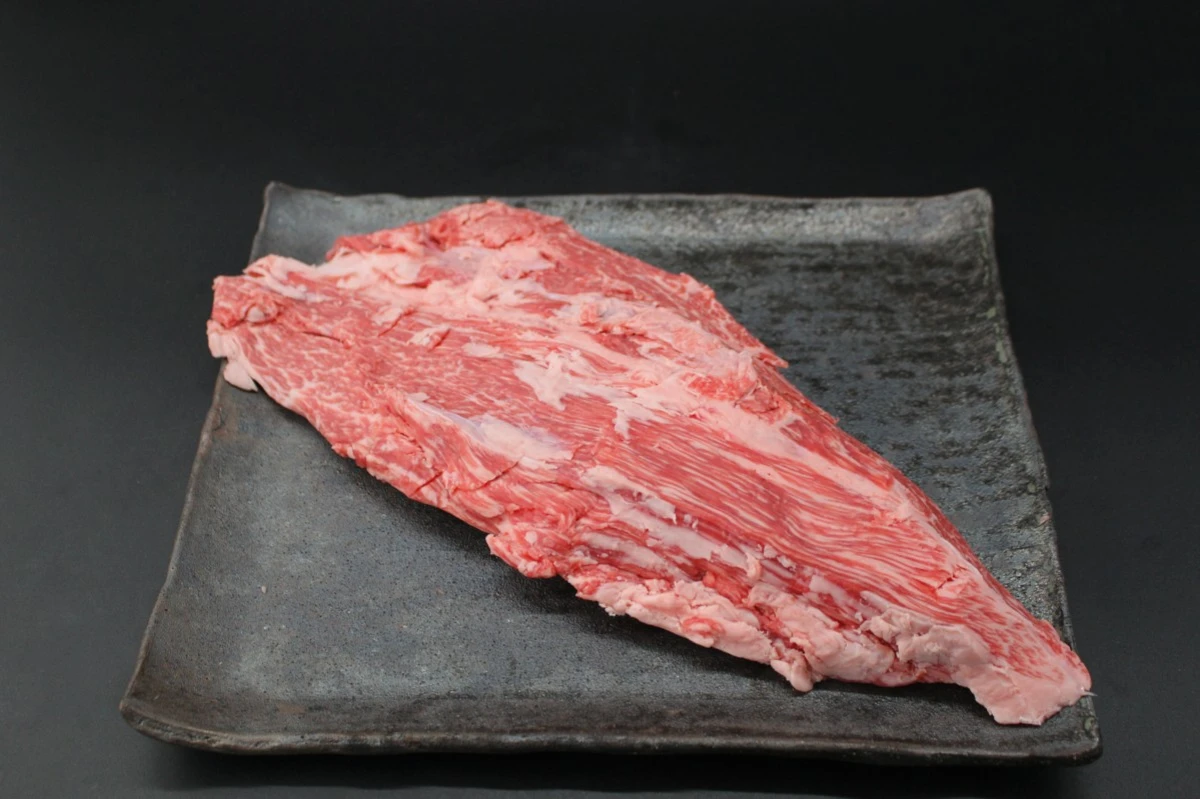 【現品限り】近江牛ウワミスジ塊肉658ｇ【超激レア商品】