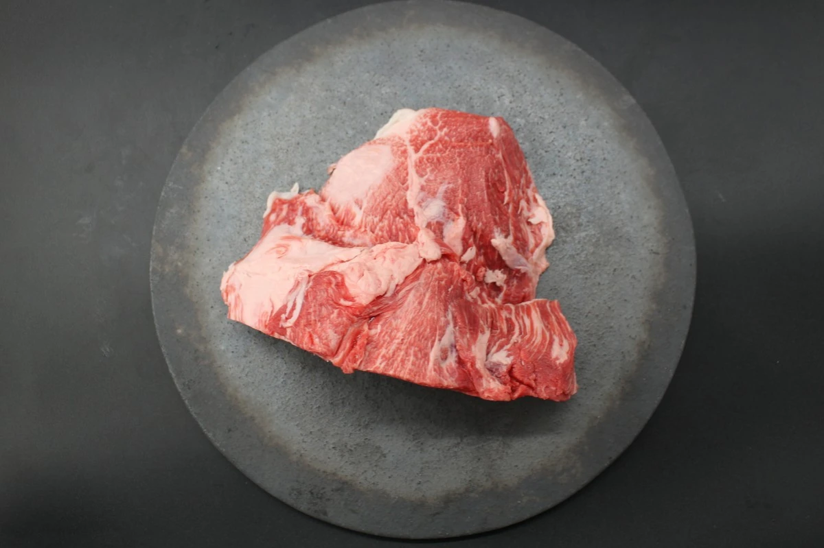 【現品限り】近江牛ミスジ塊肉 503g【超激レア商品】