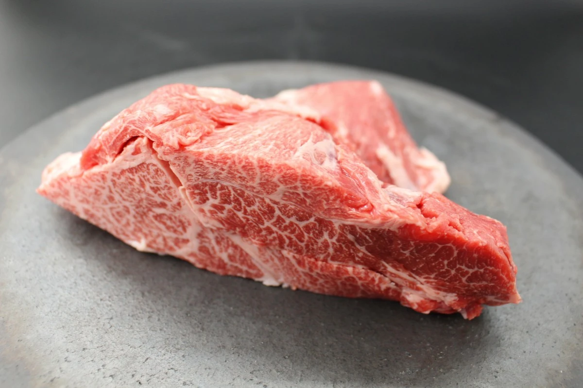 【現品限り】近江牛ミスジ塊肉 503g【超激レア商品】