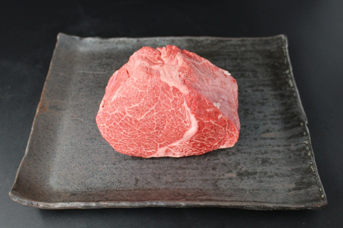 【現品限り】近江牛希少部位とうがらし塊肉500g【ローストビーフに！】