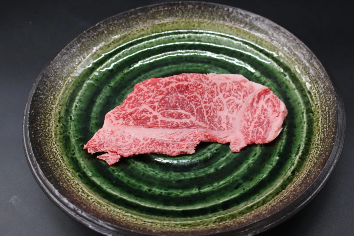 【現品限り】近江牛訳あり塊肉180ｇ