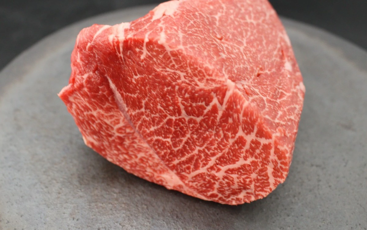 【現品限り】近江牛希少部位とうがらし塊肉520g【ローストビーフに！】