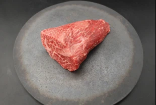 【現品限り】近江牛希少部位とうがらし塊肉418g【ローストビーフに！】